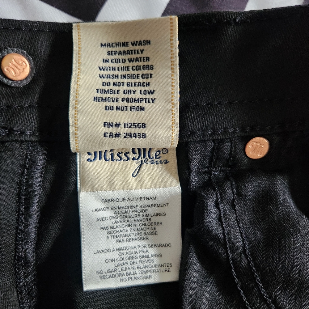 Miss Me Women's Mid-Rise Signature Skinny Jeans, Black, Size: 29 - Picture 8 of 14